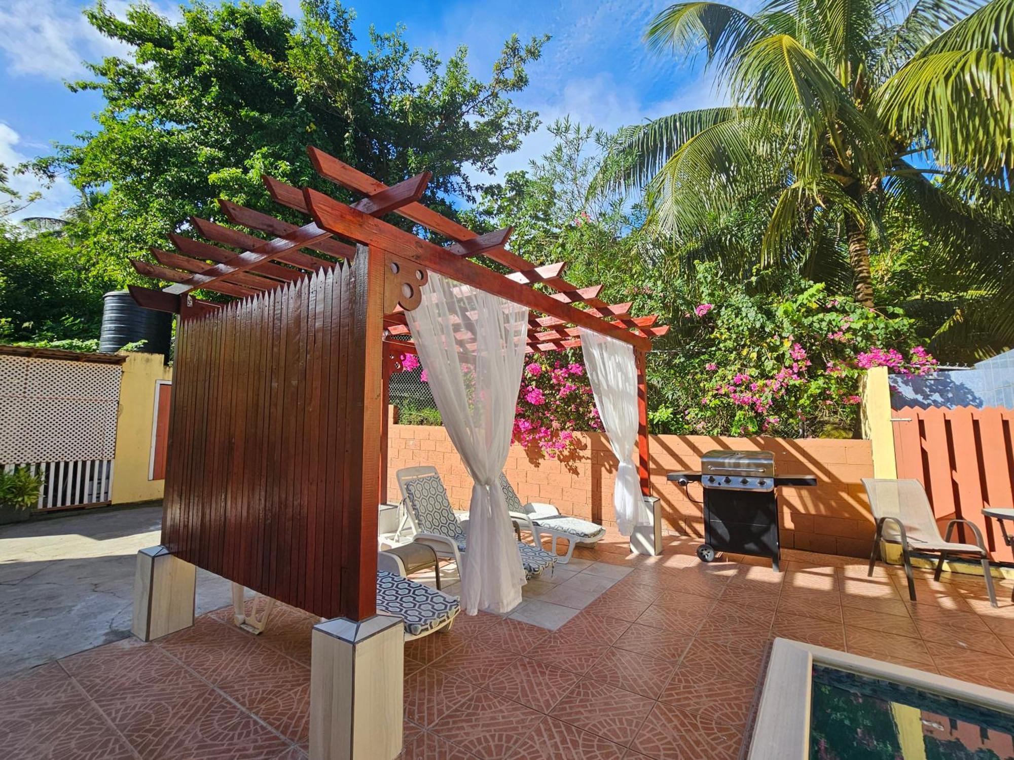 Апартаменты Royal Escape - 2 Anse La Raye Экстерьер фото